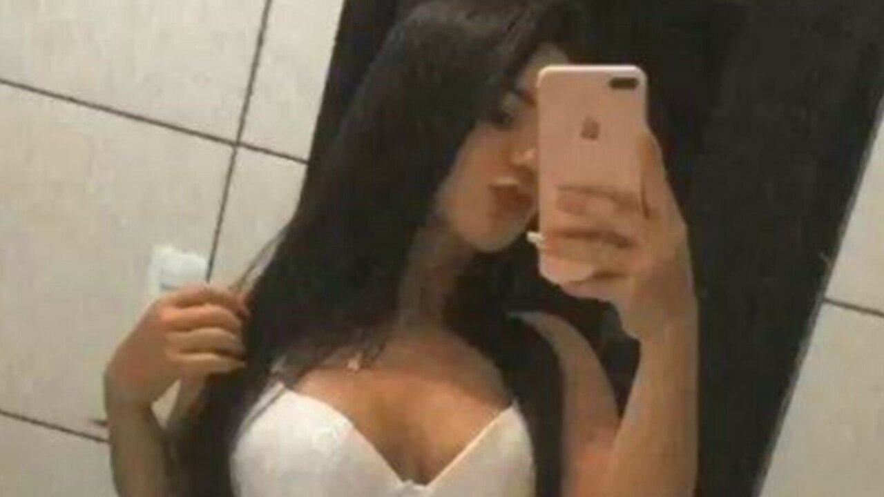 Porn Chat Live with AngelLaraFox