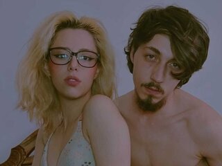 Porn Chat Live with CamileAndBruce