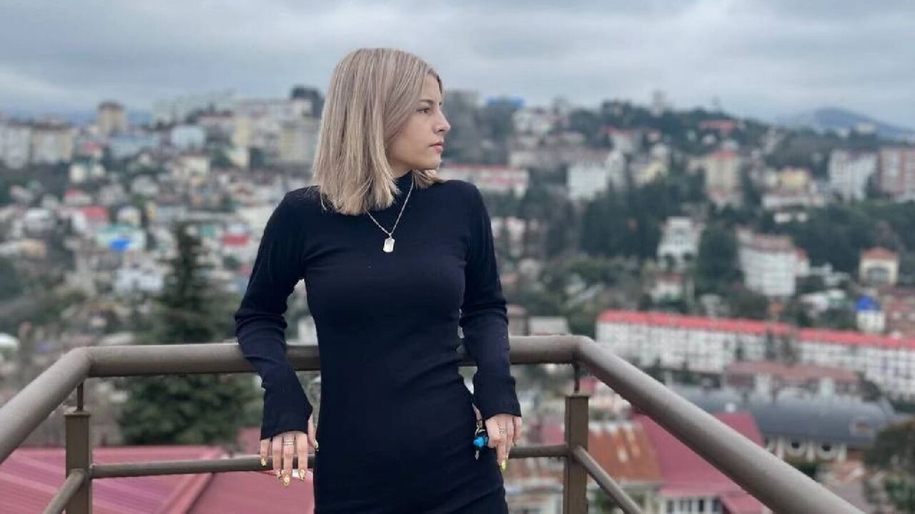 Porn Chat Live with DorisBall