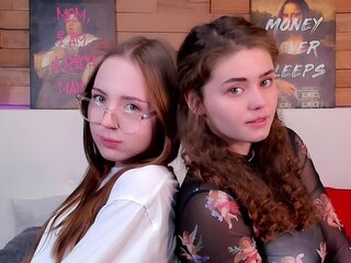 Porn Chat Live with ErlineAndMaxine