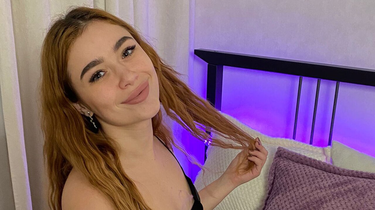Porn Chat Live with GoldenLilia