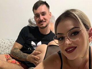 Porn Chat Live with JohnandLizzy