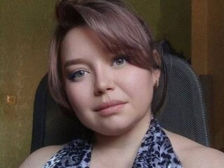 Porn Chat Live with KiraMilleer