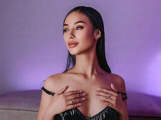 Porn Chat Live with LyaRoberts