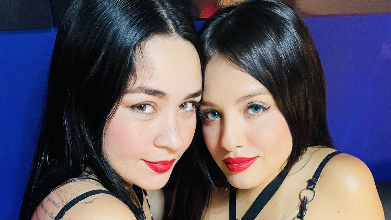 Porn Chat Live with NicoleandAlessa