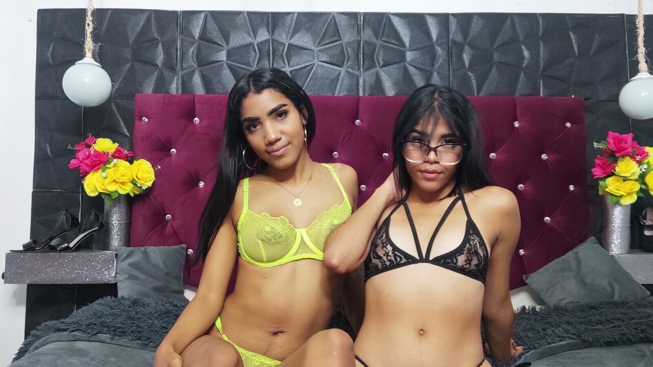 Porn Chat Live with ShopiaandAlisha