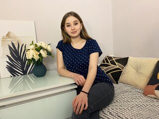 Porn Chat Live with VikkiCavalieri