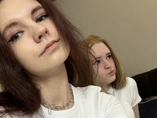 Porn Chat Live with WhitneyAndHerrin