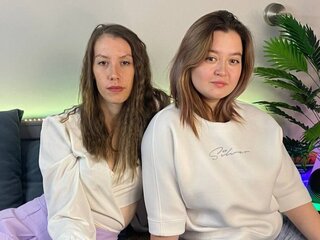 Porn Chat Live with WillaAndAlodie